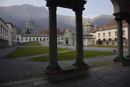 © Carlo Avataneo: IL SANTUARIO DI OROPA
